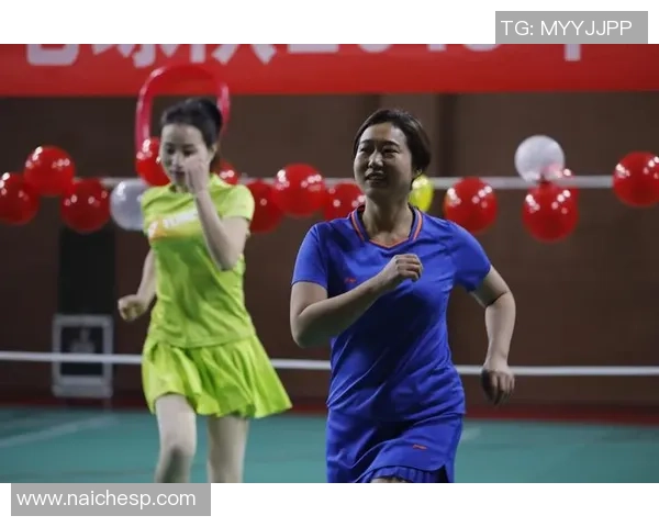 武汉羽毛球队盯防体系解析与战术运用探讨